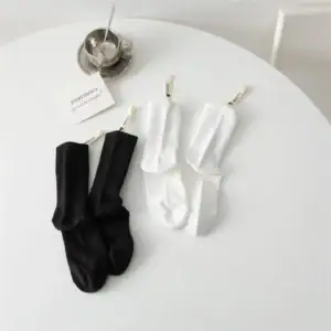 Custom label crew socks for women