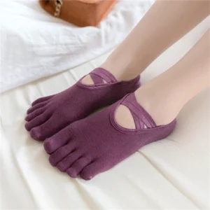 Yoga grip toe separator socks