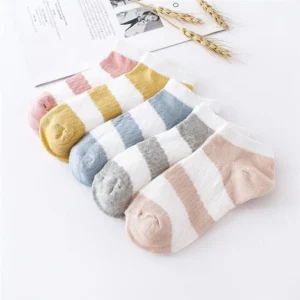 Cute patterned socks bulk order