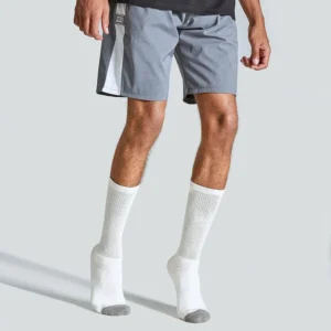 Custom logo white socks MOQ